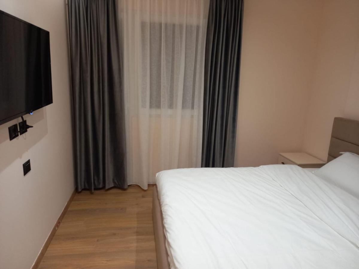 Djakbe Hotel Τίρανα Εξωτερικό φωτογραφία